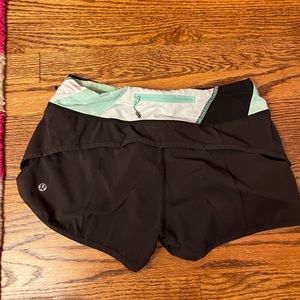 Lululemon speed up low-rise shorts